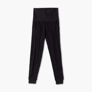 M+A Organic maternity lounge pant, Medium size, black color